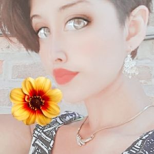 Meet your Posher, Sally